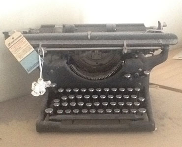 T-Breslin-Old-Typewriter.jpg